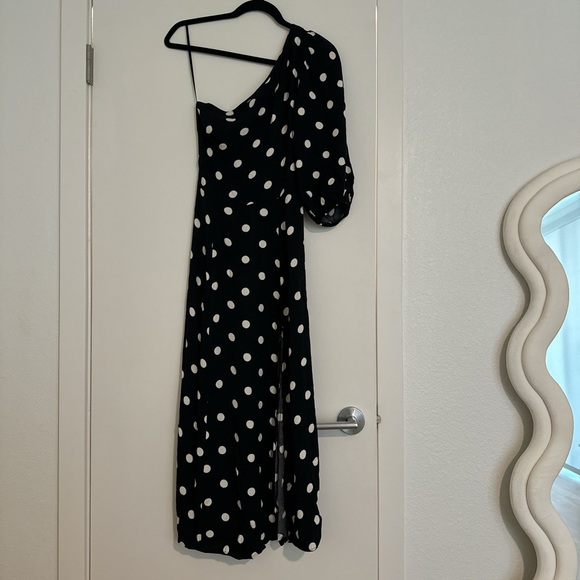 Reformation polka dot midi dress size 0 - Picture 4 of 5